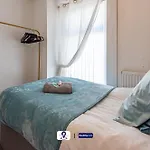 Last-Minute Offers L Premium Escape L 4Bdr House By Finesse Stays Short Lets & Serviced Accommodation Liverpool With Free Wifi