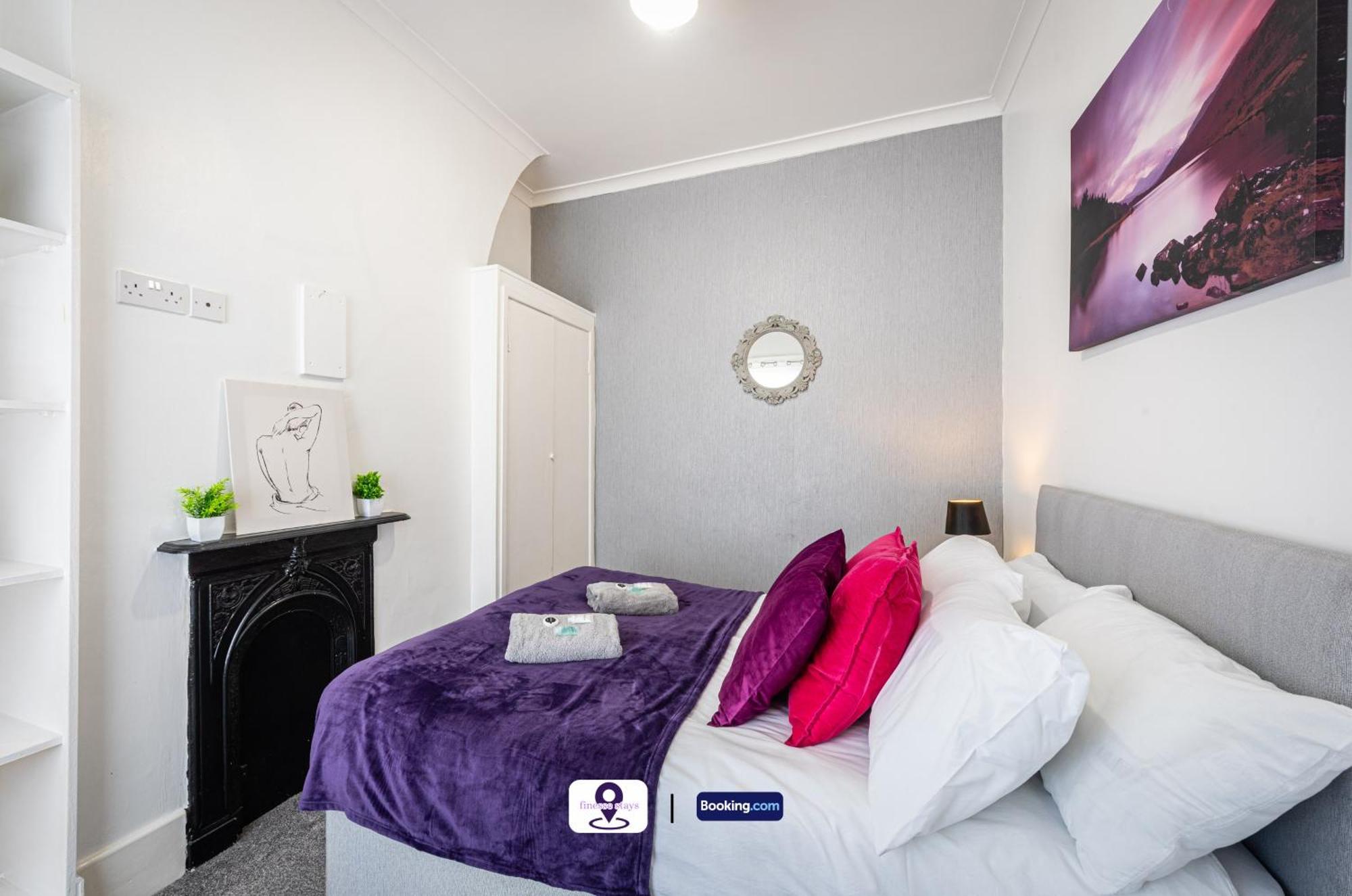 Last-minute Offers L Premium Escape L 4bdr House By Finesse Short Lets & Serviced With Free Wifi Liverpool