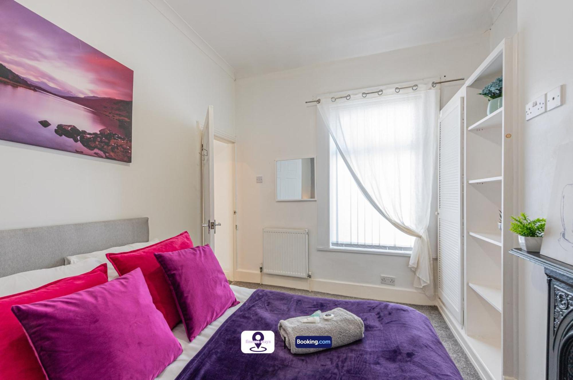 Last-minute Offers L Premium Escape L 4bdr House By Finesse Short Lets & Serviced With Free Wifi Liverpool