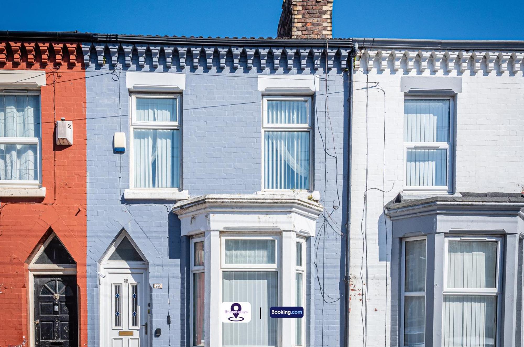 Holiday home Last-minute Offers L Premium Escape L 4bdr House By Finesse Short Lets & Serviced With Free Wifi