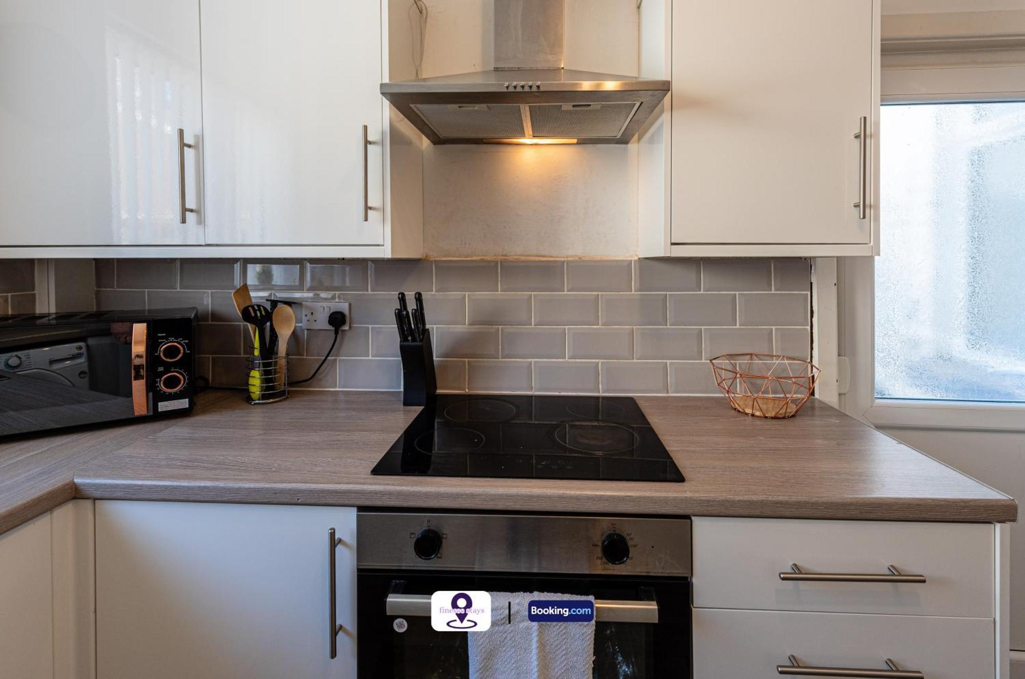 Holiday home Last-minute Offers L Premium Escape L 4bdr House By Finesse Short Lets & Serviced With Free Wifi Liverpool