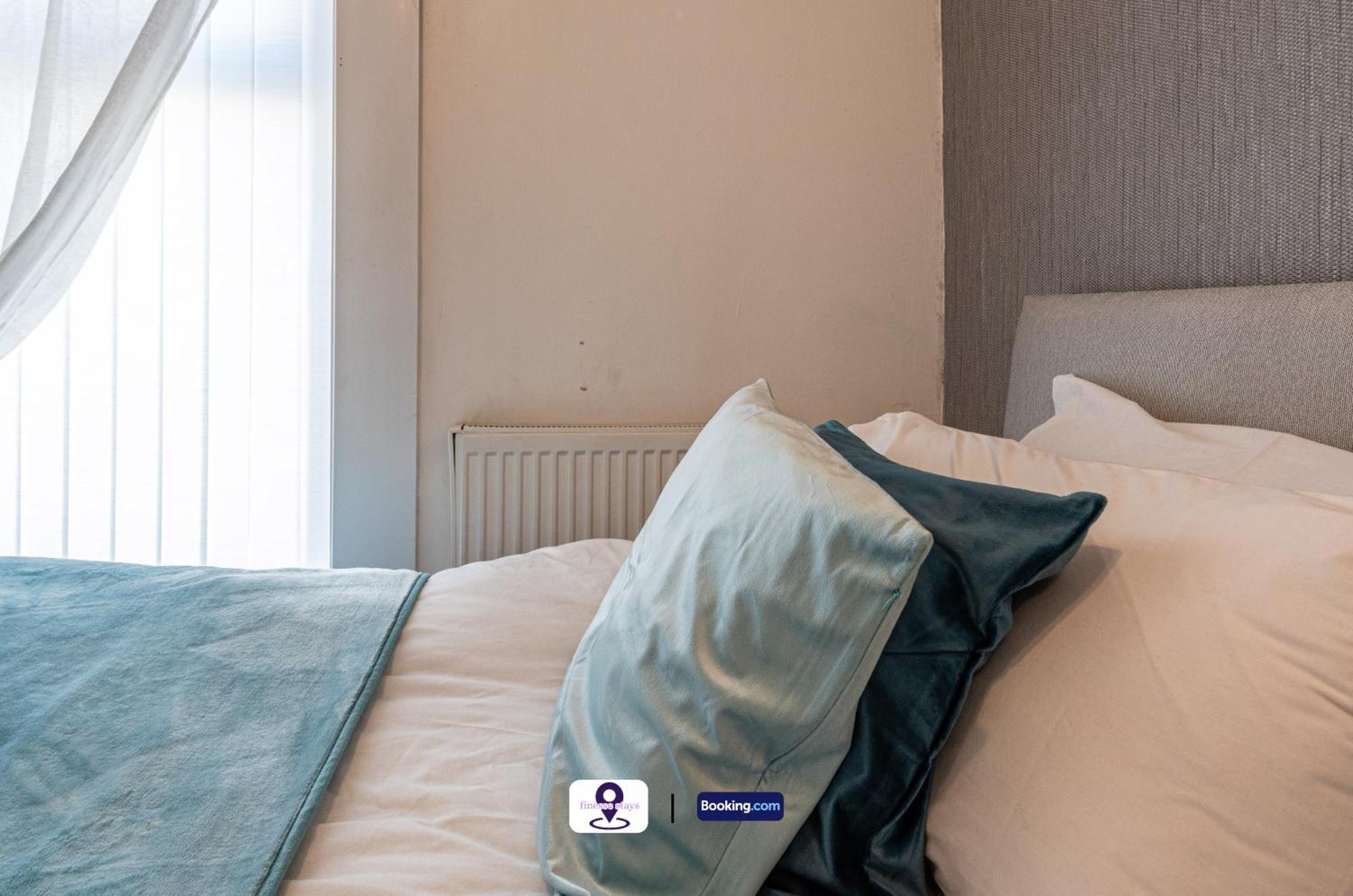 Last-minute Offers L Premium Escape L 4bdr House By Finesse Short Lets & Serviced With Free Wifi Holiday home Liverpool